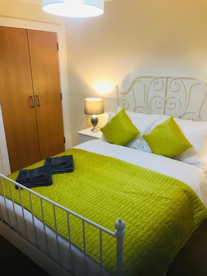 Ochiltree Apartment Glasgow Eksteriør billede